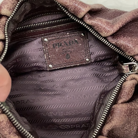 Prada purse used very clean in good condition sell as is - Picture 6 of 8